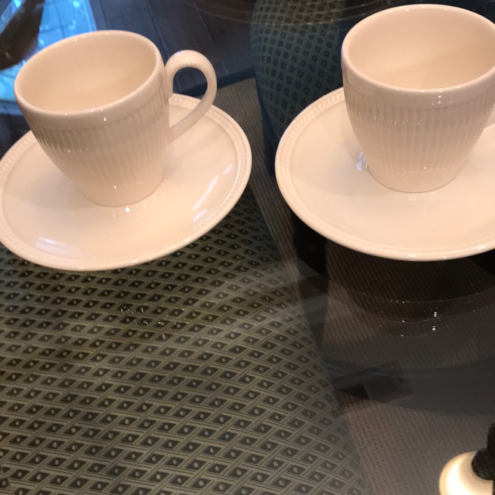 Wedgwood Windsor 2 Cups and Saucers